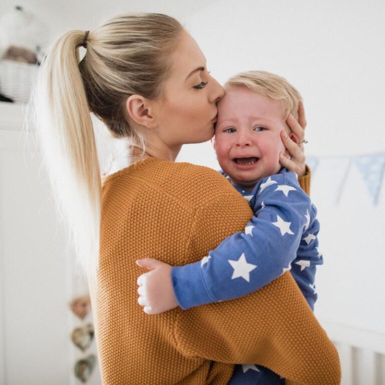 Qué hacer cuando tu hijo entra en crisis (guía real paso a paso)